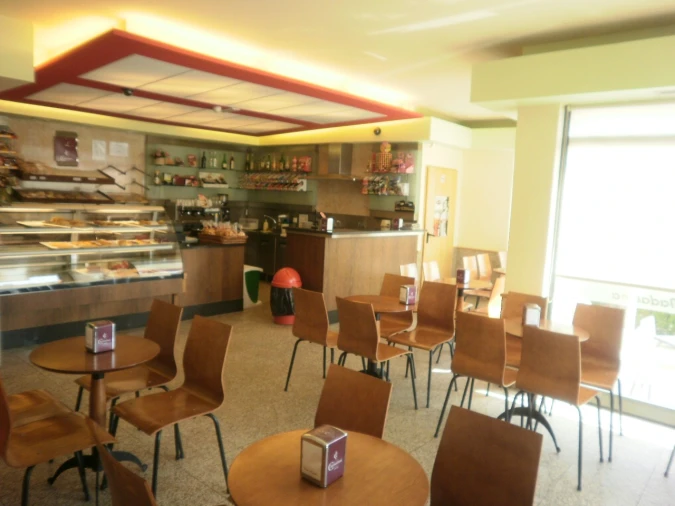 Negócio para Venda em Madalena Foto 2