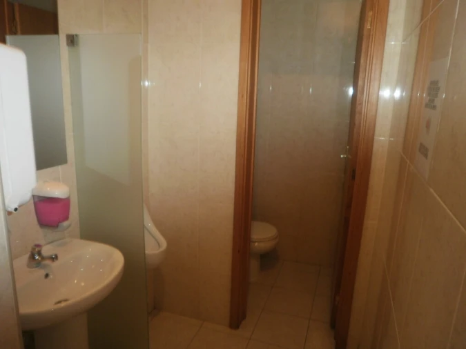 Negócio para Venda em Madalena Foto 13