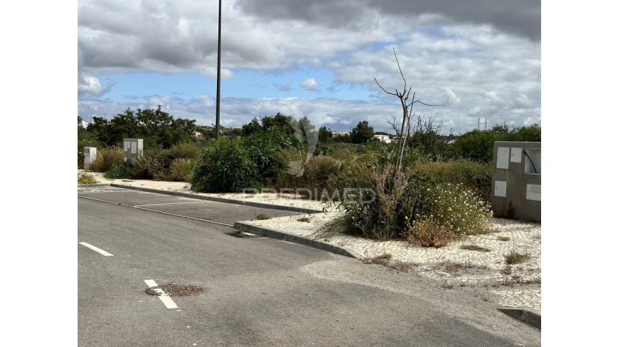 Terreno para Venda em Albufeira e Olhos de Água Foto 8