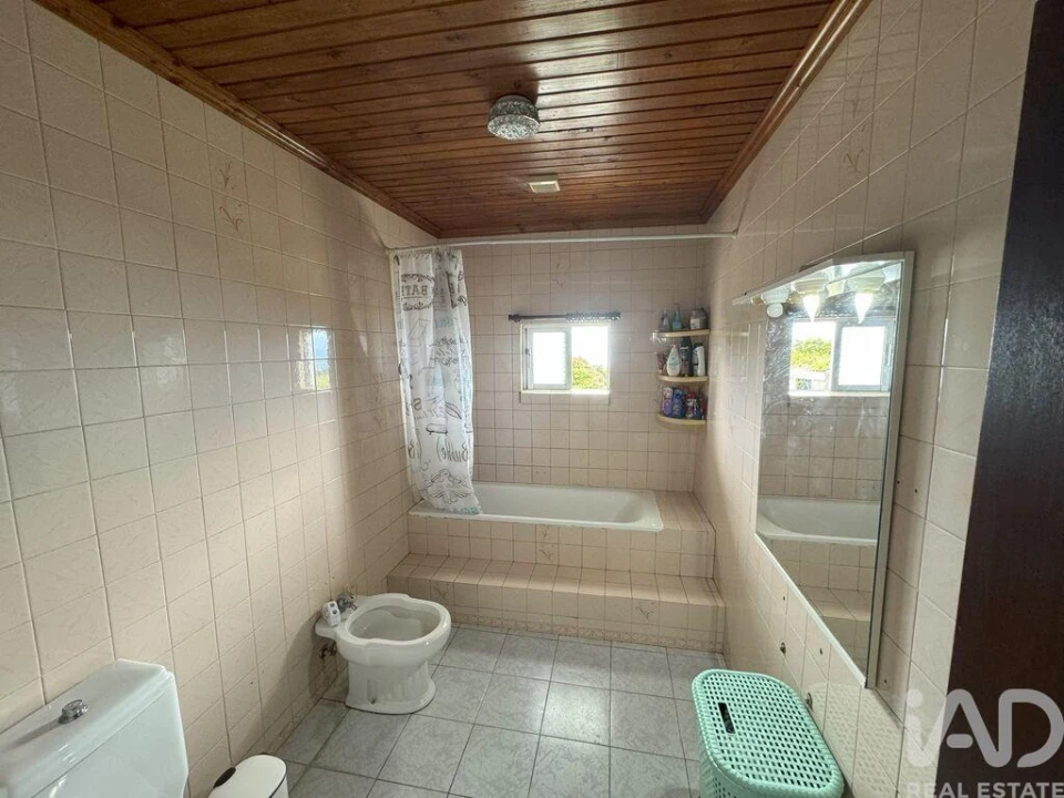 Moradia T3 para Venda em Ribeirinha Foto 16