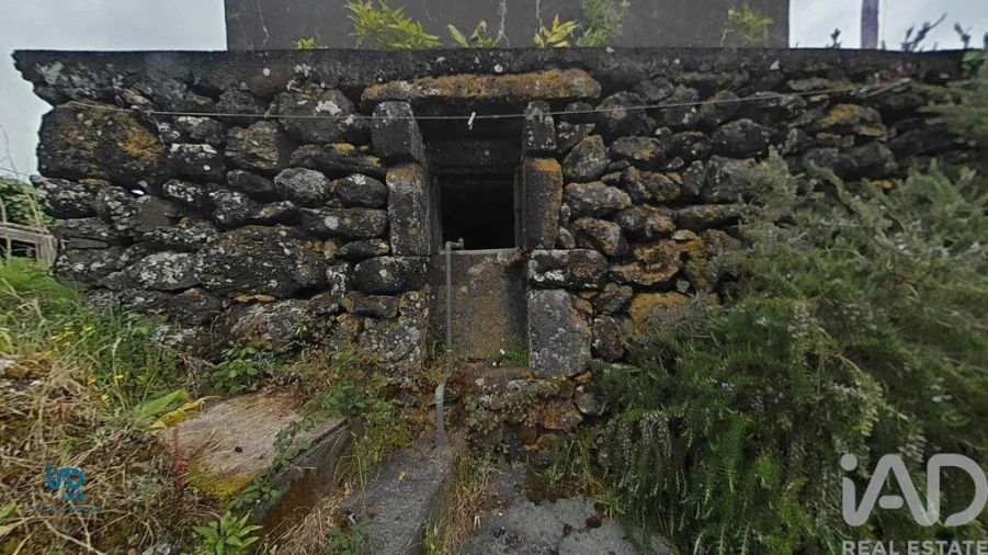 Moradia T3 para Venda em Ribeirinha Foto 29