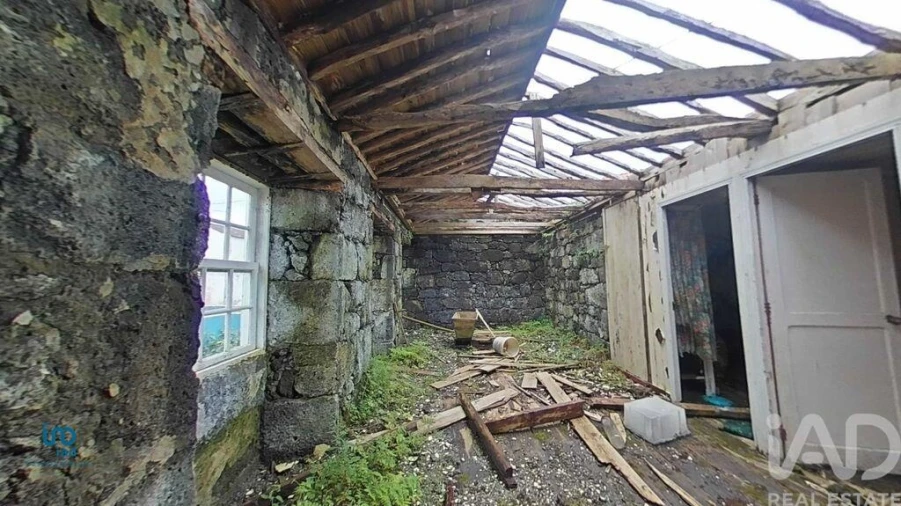 Moradia T3 para Venda em Ribeirinha Foto 25