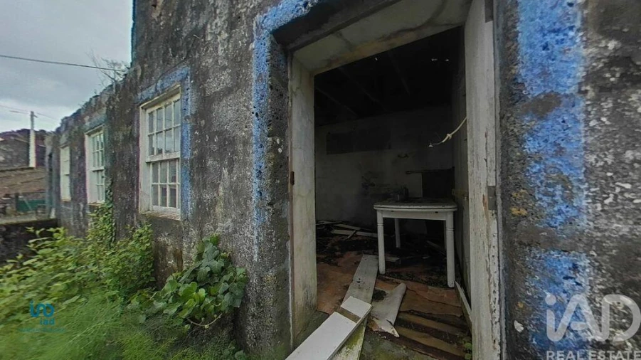 Moradia T3 para Venda em Ribeirinha Foto 26