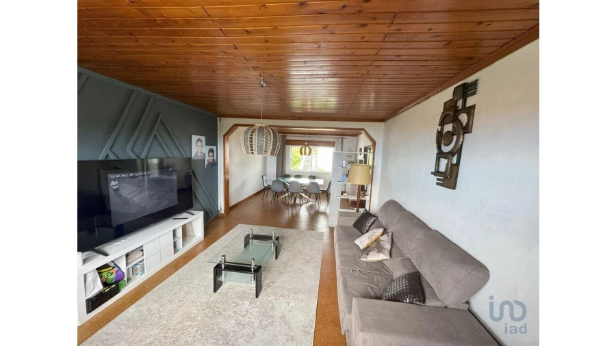 Moradia T3 para Venda em Ribeirinha Foto 10