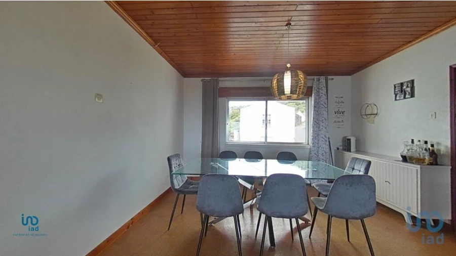 Moradia T3 para Venda em Ribeirinha Foto 11