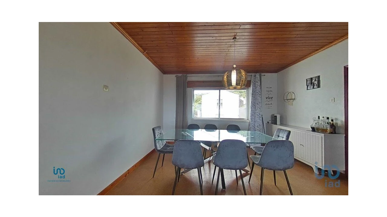 Moradia T3 para Venda em Ribeirinha Foto 11