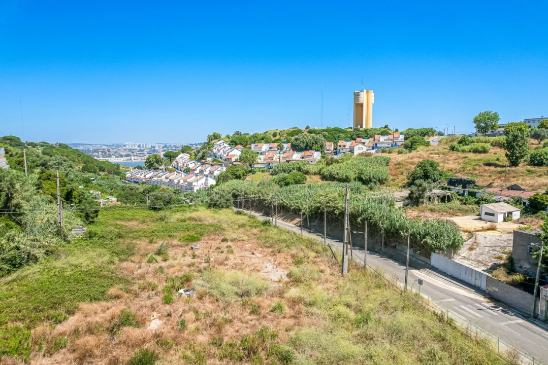 Terreno para Venda em Caparica e Trafaria Foto 6