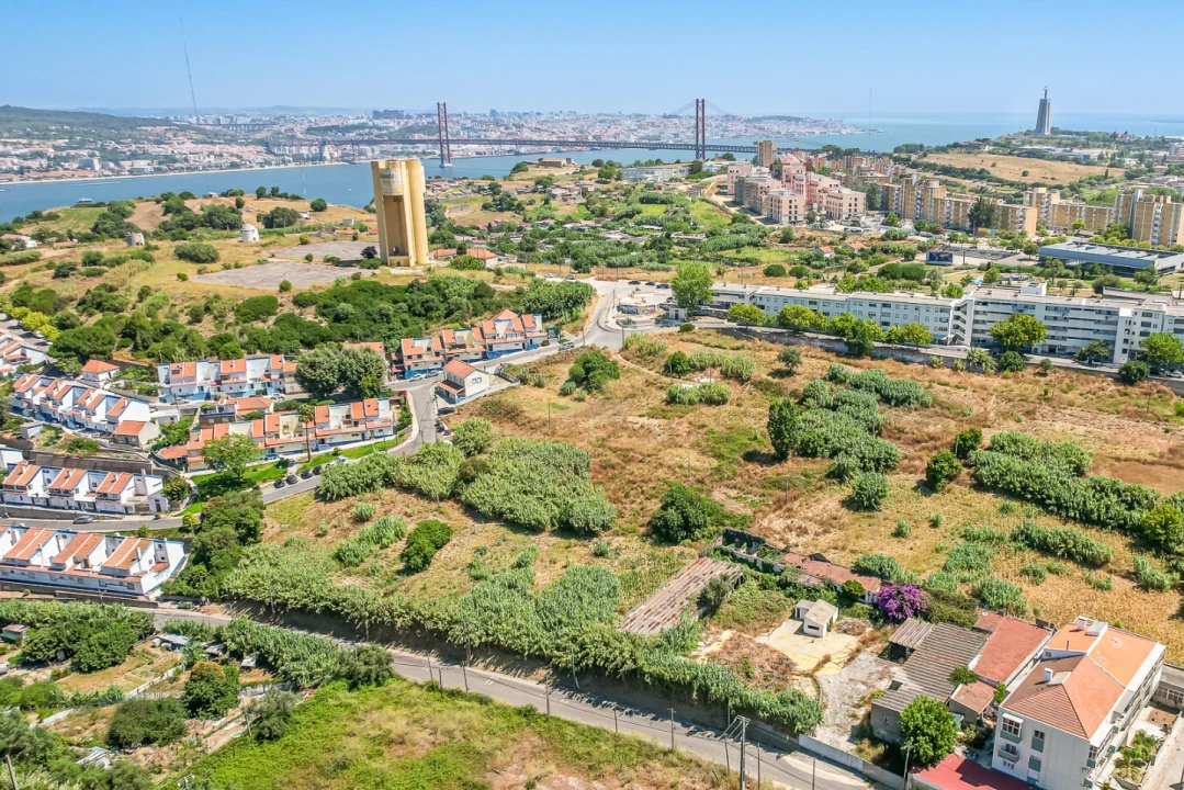 Terreno para Venda em Caparica e Trafaria Foto 11