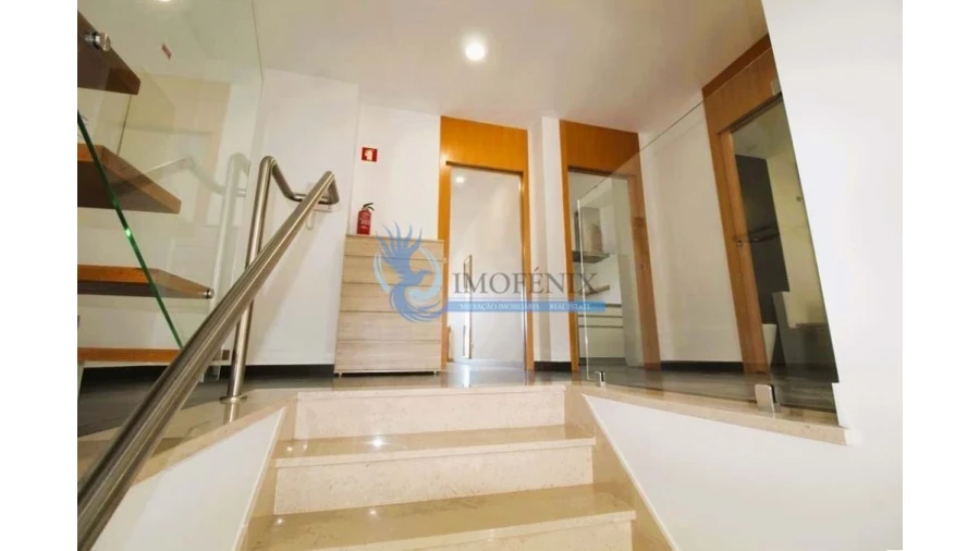 Apartamento T3 para Venda em Guia Foto 16