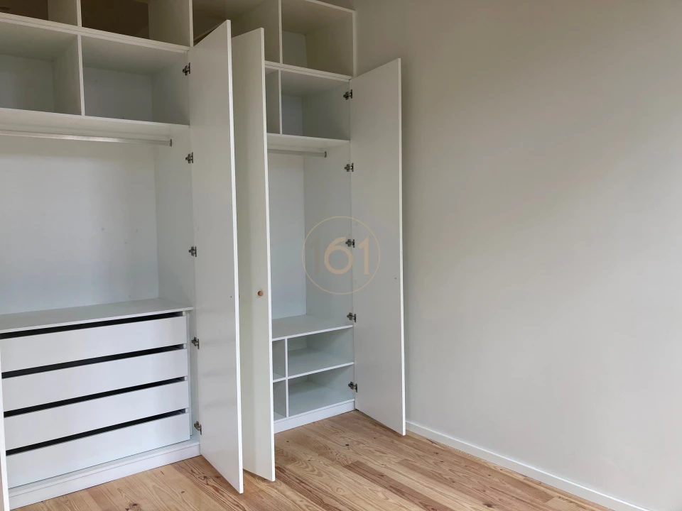 Apartamento para Venda em Cedofeita, Santo Ildefonso, Sé, Miragaia, São Nicolau e Vitória Foto 16