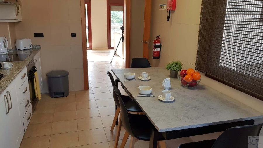 Apartamento T1 para Arrendamento férias em Quarteira Foto 10