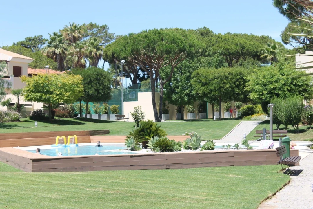 Apartamento T1 para Arrendamento férias em Quarteira Foto 16