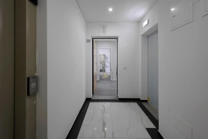 Apartamento T4 para Venda em Quelfes