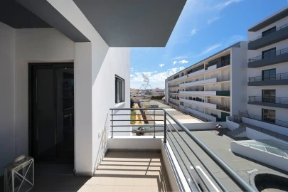 Apartamento T4 para Venda em Quelfes