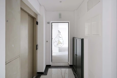 Apartamento T3 para Venda em Quelfes
