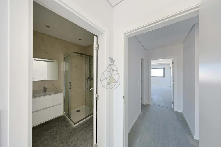 Apartamento T3 para Venda em Quelfes Foto 22