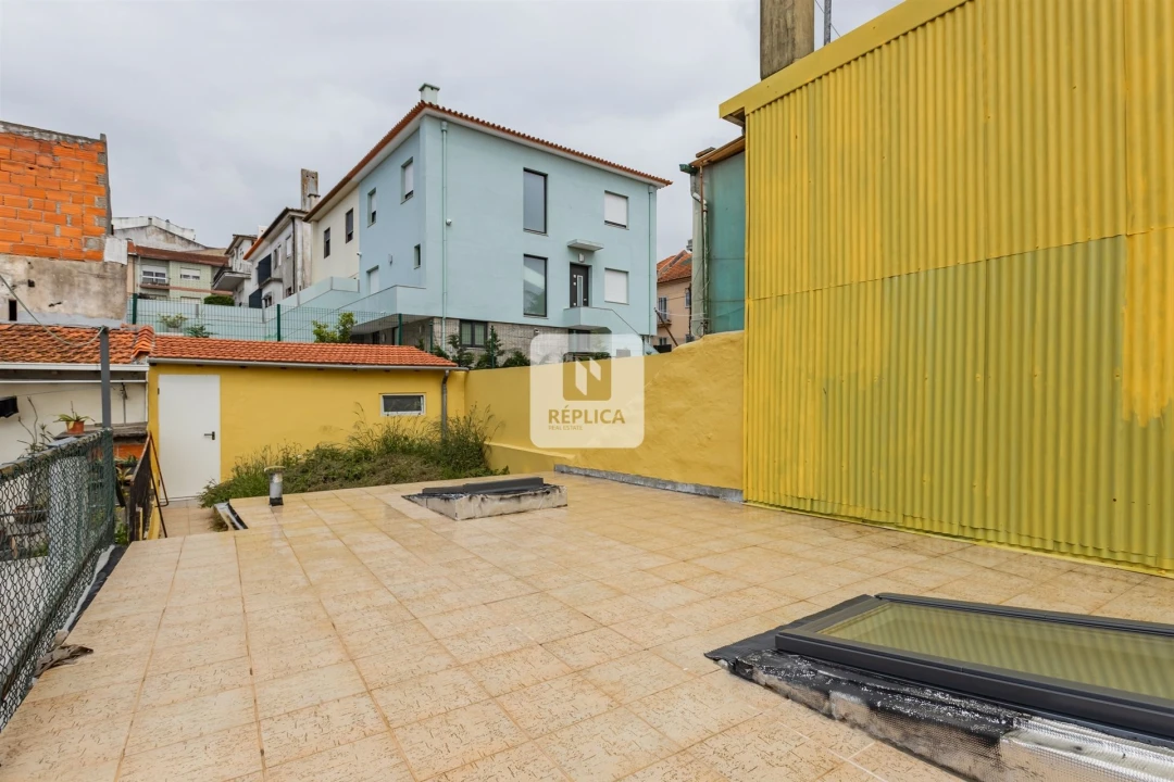 Moradia T2 para Venda em Campanhã Foto 32