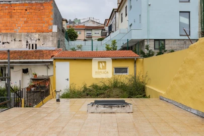Moradia T2 para Venda em Campanhã