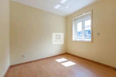 Moradia T2 para Venda em Campanhã