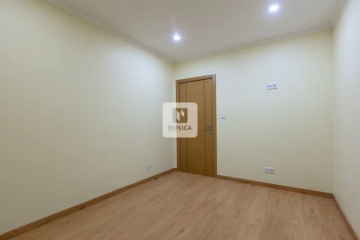 Moradia T2 para Venda em Campanhã