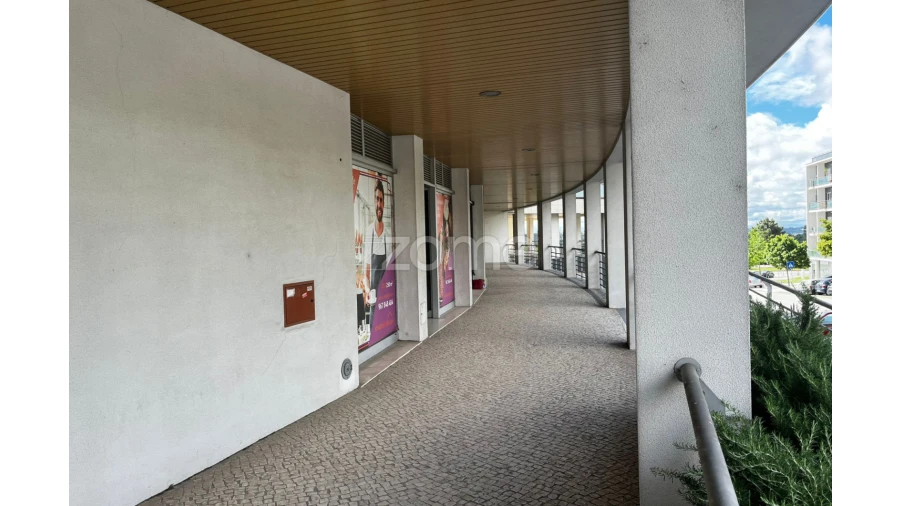 Negócio para Venda em Ranhados Foto 2