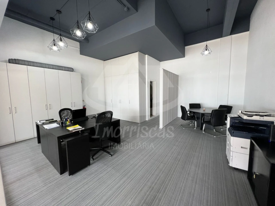 Loja para Venda em Parque das Nações Foto 7