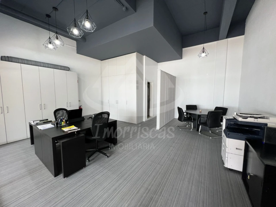 Loja para Venda em Parque das Nações Foto 8