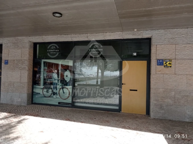 Loja para Venda em Parque das Nações Foto 1
