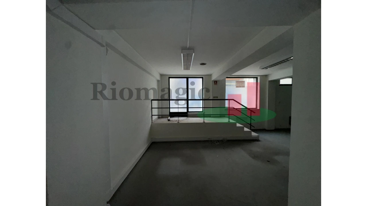 Loja para Venda em Torres Novas (Santa Maria, Salvador e Santiago) Foto 17