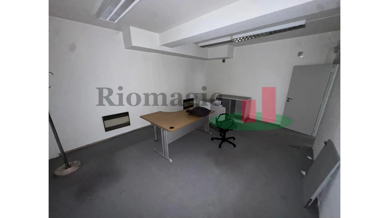 Loja para Venda em Torres Novas (Santa Maria, Salvador e Santiago) Foto 32