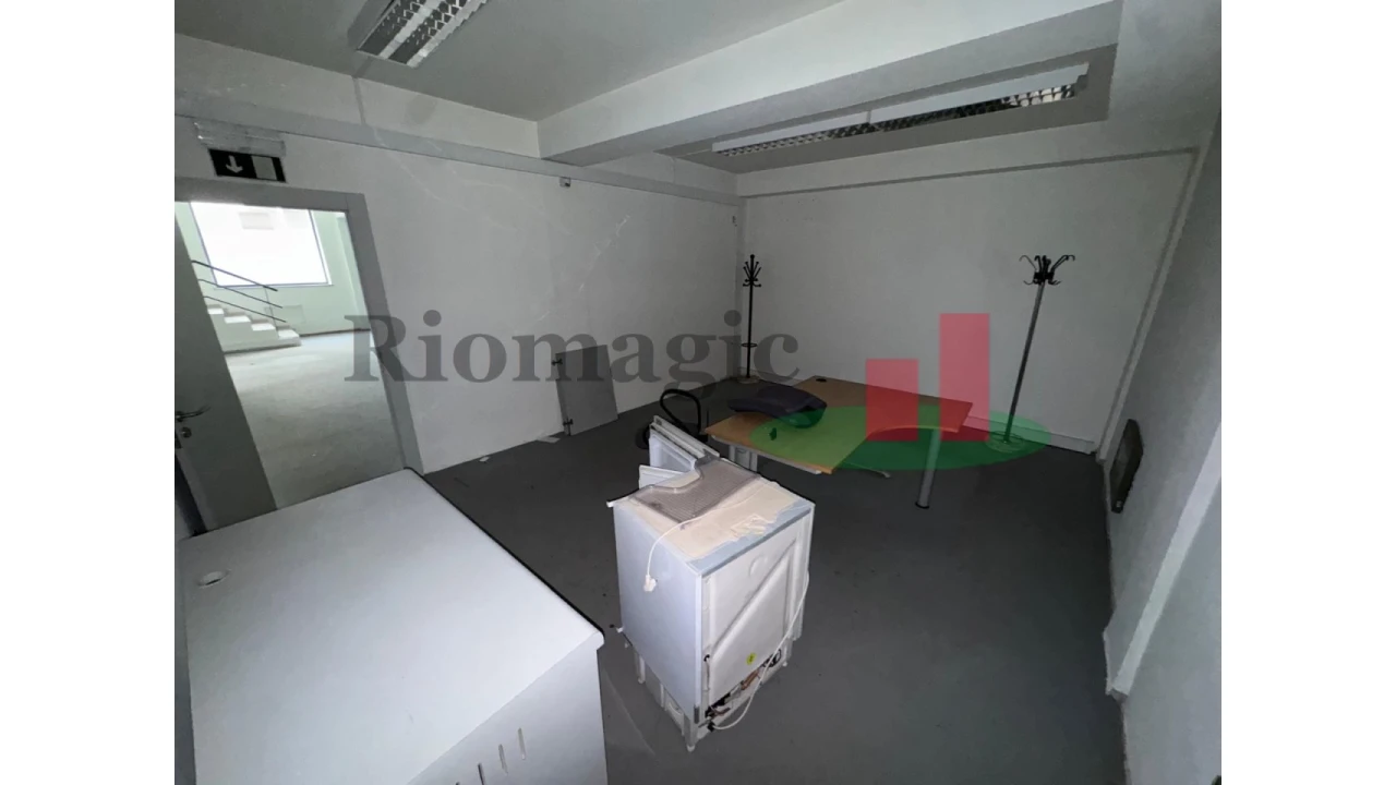 Loja para Venda em Torres Novas (Santa Maria, Salvador e Santiago) Foto 34