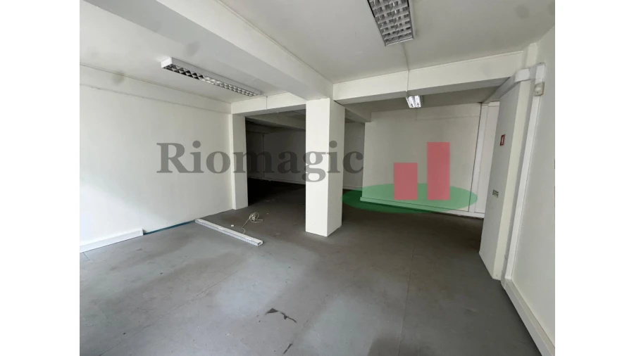 Loja para Venda em Torres Novas (Santa Maria, Salvador e Santiago) Foto 9