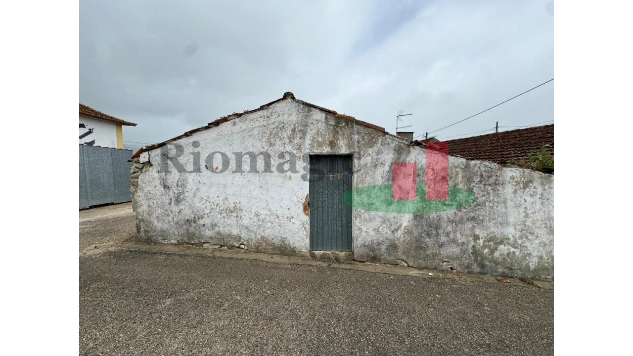 Moradia T3 para Venda em Alcobertas Foto 14