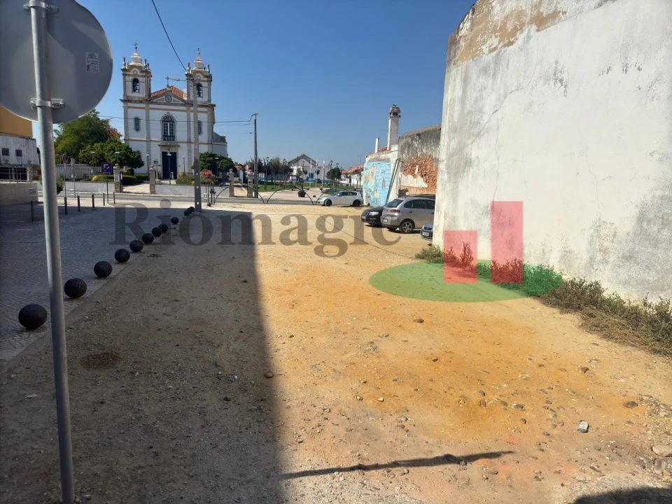 Terreno para Venda em Alpiarça Foto 2