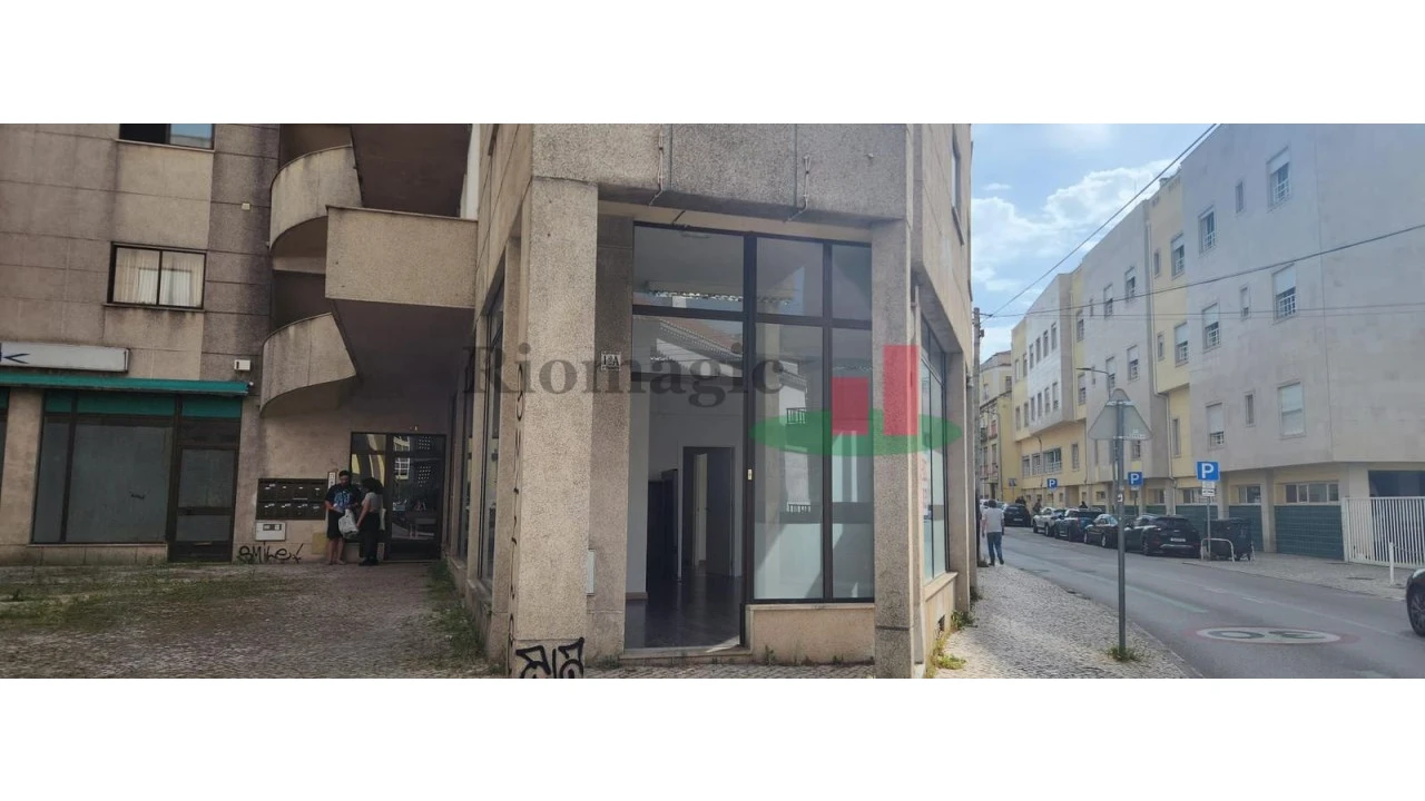 Loja para Venda em Caldas da Rainha - Santo Onofre e Serra do Bouro Foto 11