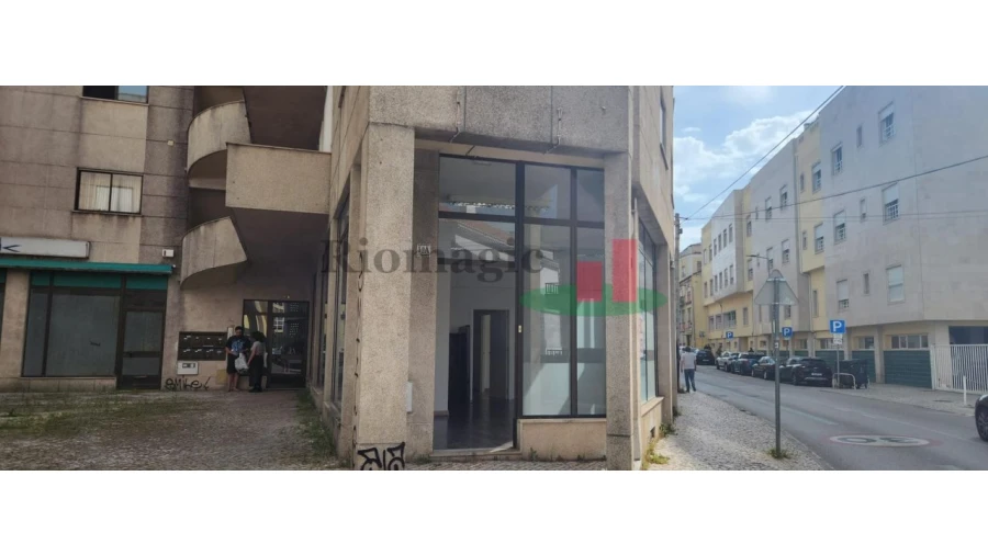 Loja para Venda em Caldas da Rainha - Santo Onofre e Serra do Bouro Foto 11