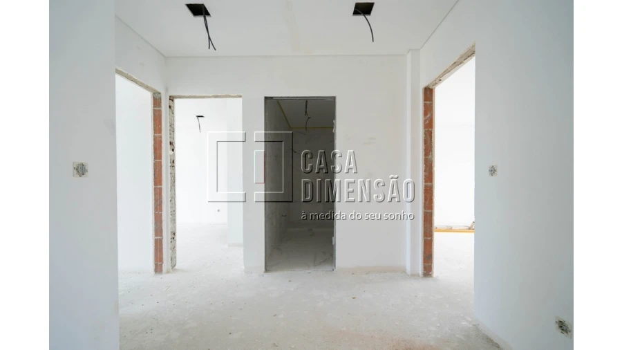 Moradia T4 para Venda em Corroios Foto 14