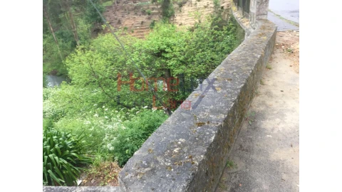 Terreno para Venda em Pinheiro da Bemposta, Travanca e Palmaz