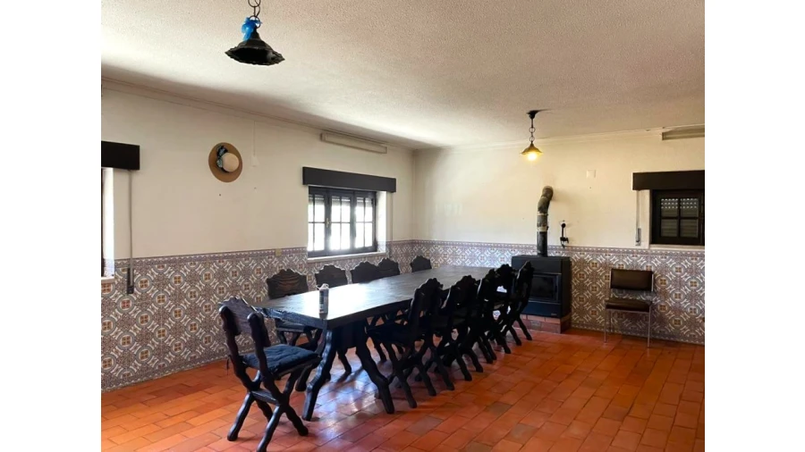 Moradia T6 para Venda em Carregado e Cadafais Foto 3