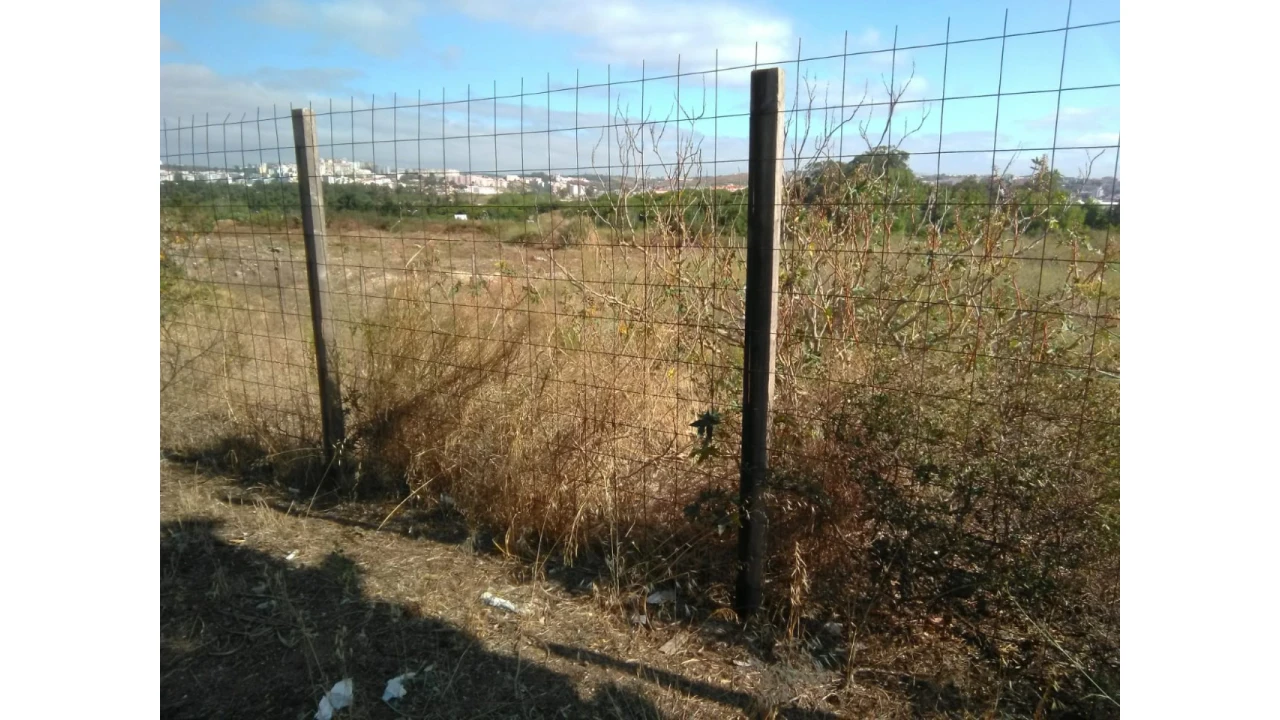 Terreno para Venda em Samora Correia Foto 3