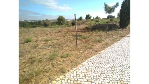 Terreno para Venda em Samora Correia