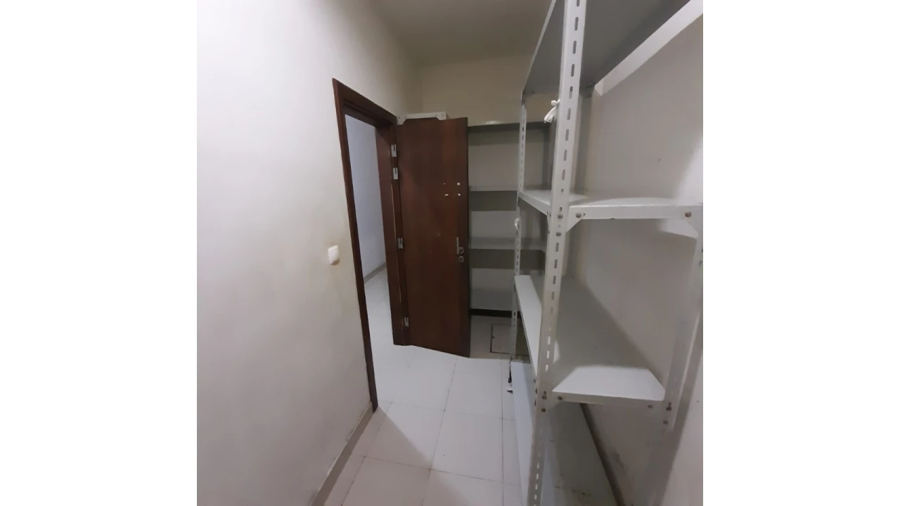 Loja para Venda em Arroios Foto 16