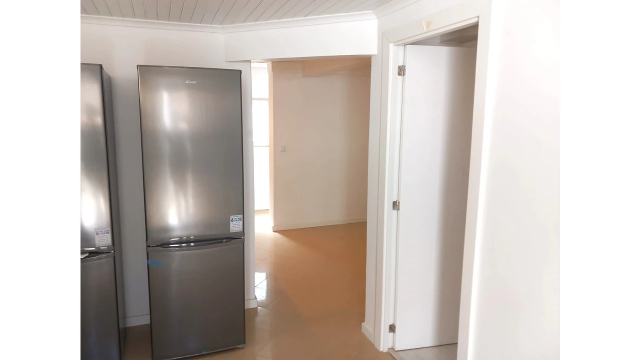 Prédio para Venda em Ajuda Foto 4