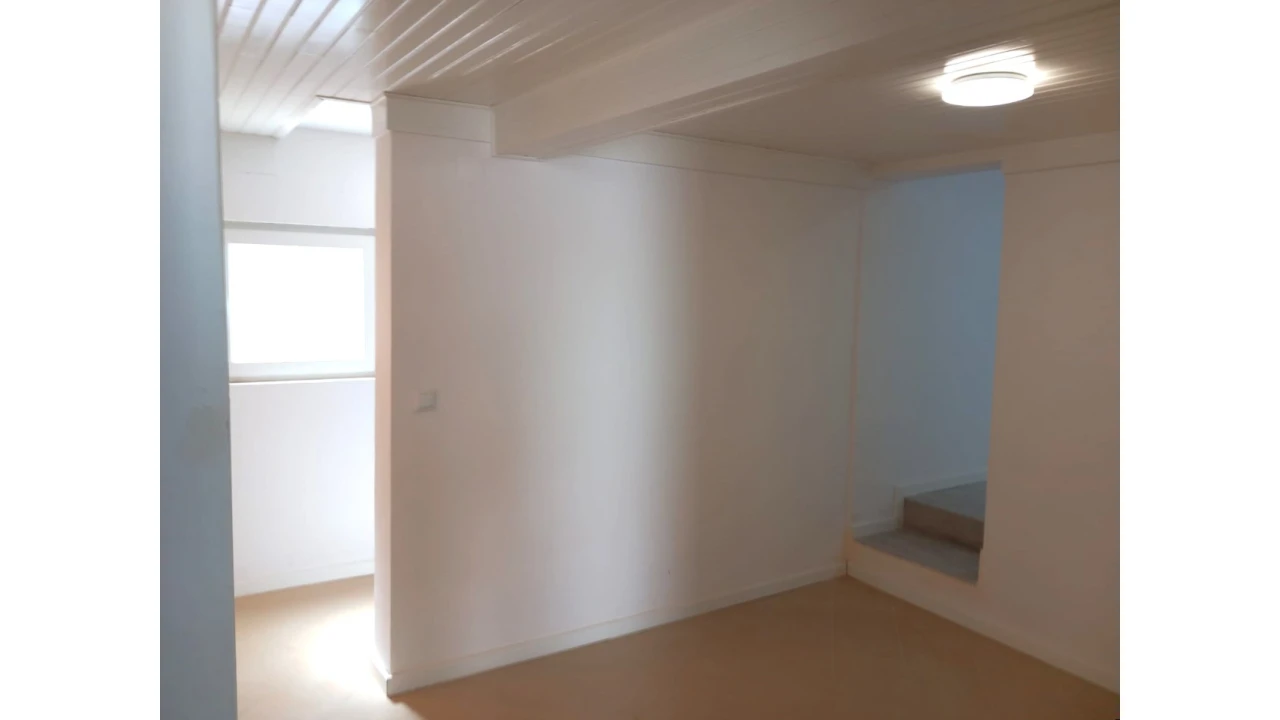 Prédio para Venda em Ajuda Foto 5