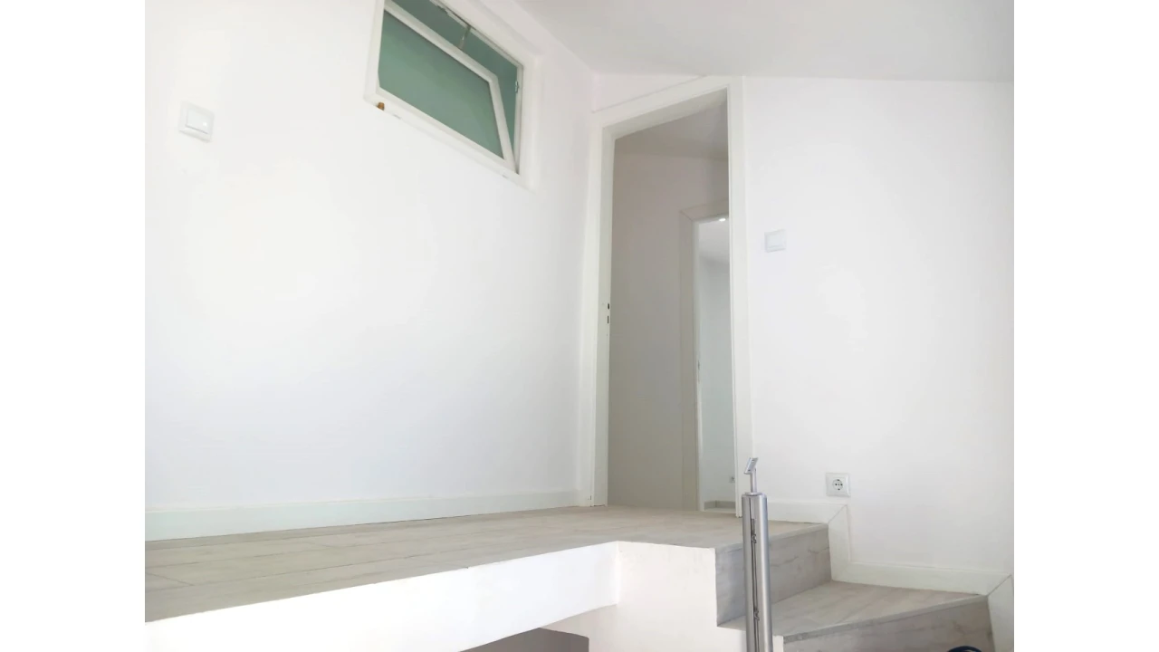 Prédio para Venda em Ajuda Foto 12