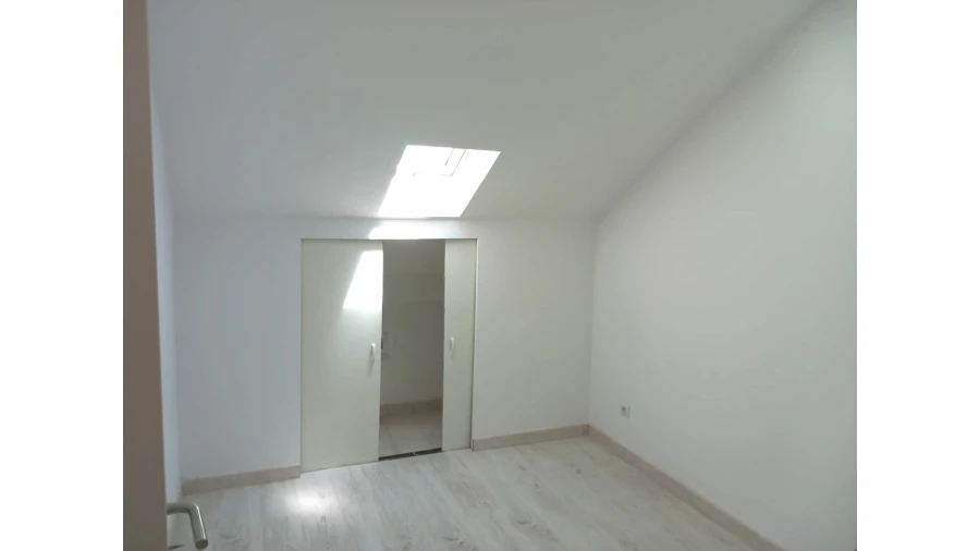 Prédio para Venda em Ajuda Foto 11