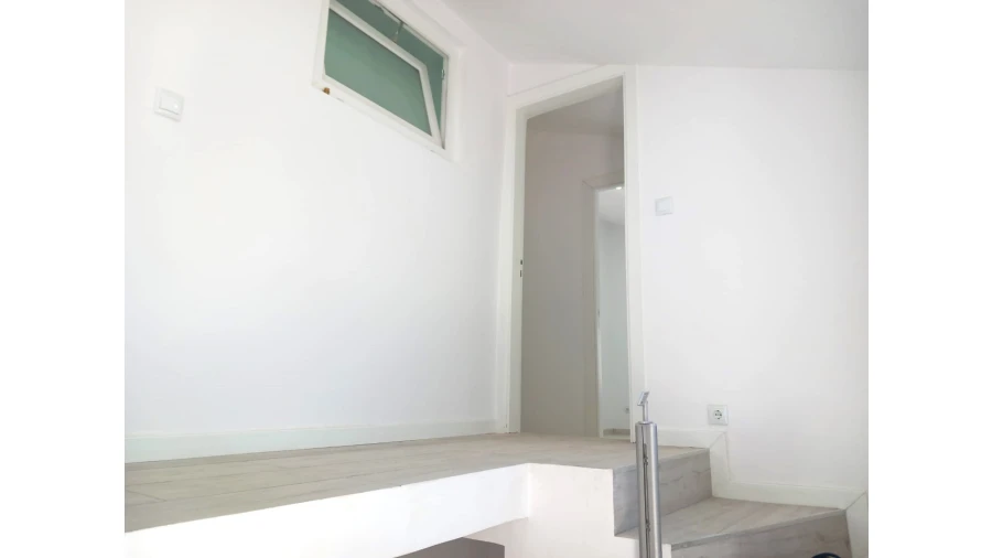 Prédio para Venda em Ajuda Foto 12