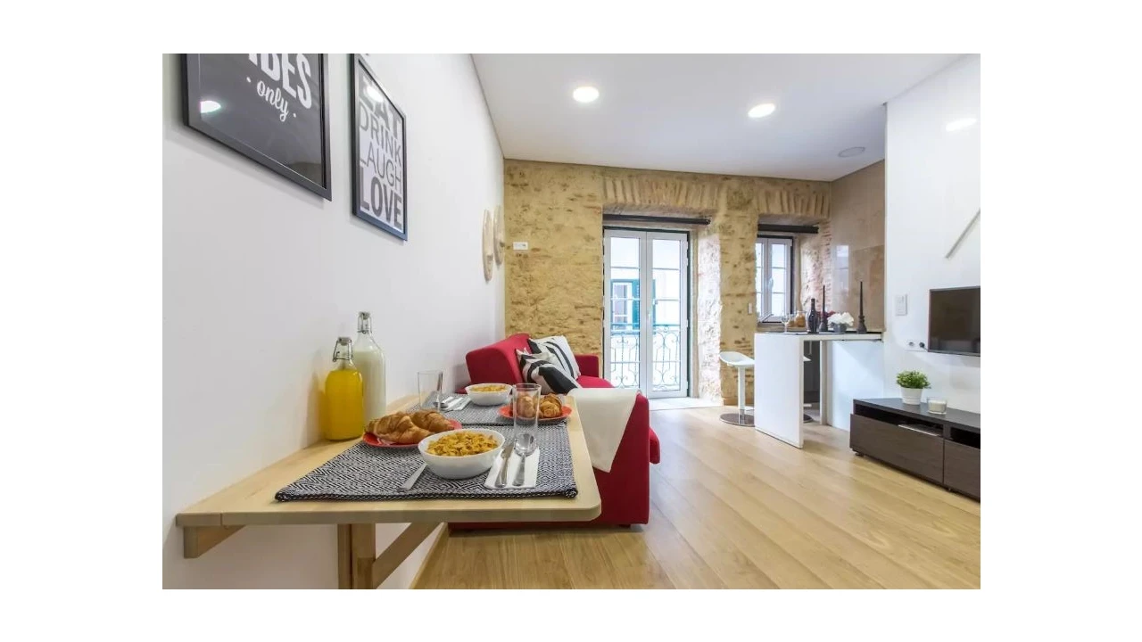 Apartamento T1 para Venda em Santa Maria Maior Foto 2