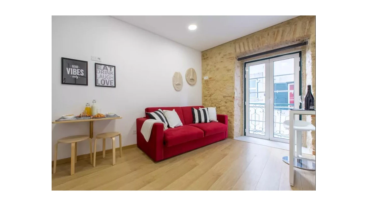 Apartamento T1 para Venda em Santa Maria Maior Foto 3