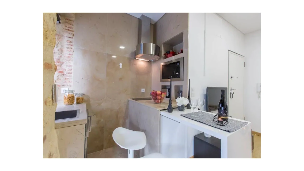 Apartamento T1 para Venda em Santa Maria Maior Foto 1